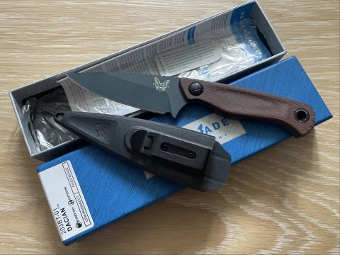 Нож Benchmade Dacian