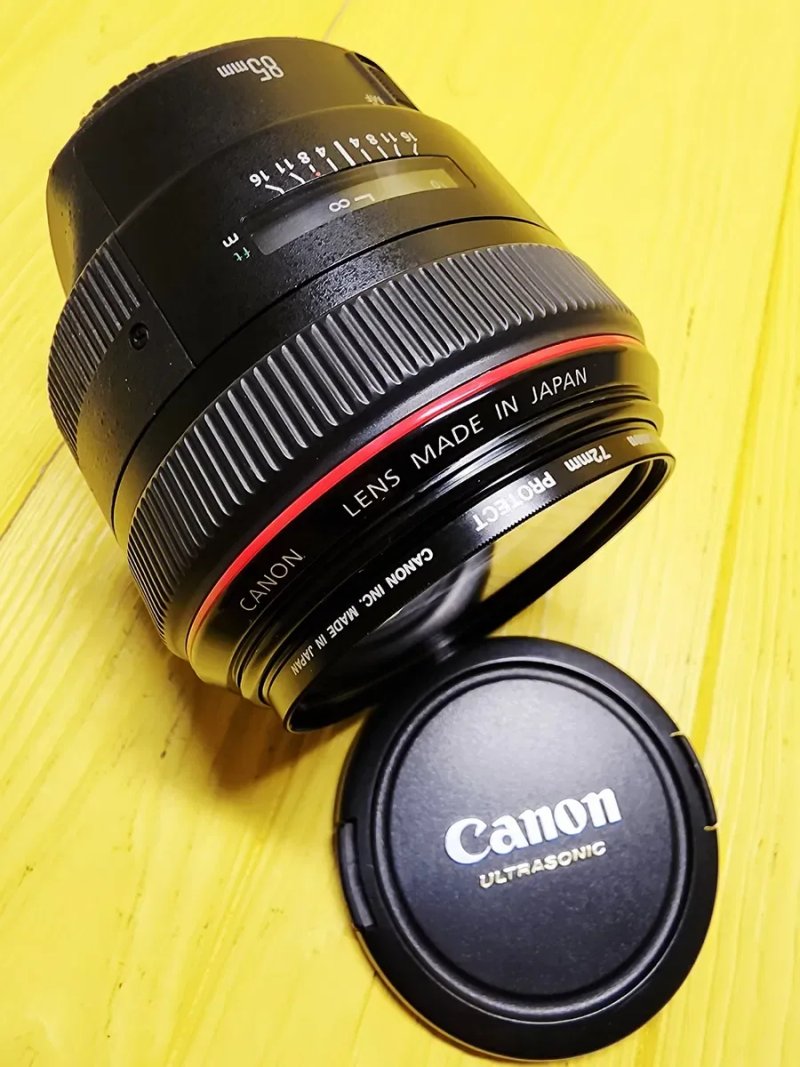 Объєктив Canon EF 85 mm f/1.2L II USM — фото 4