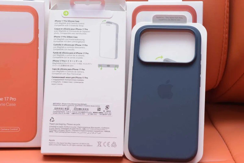 Офіційний чохол чехол Silicone Case iphone 16 17 18 pro max Magsafe — фото 6