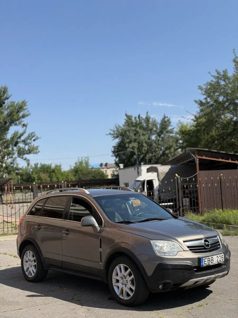 Opel Antara 2.0 дизель 2008Год — фото 5
