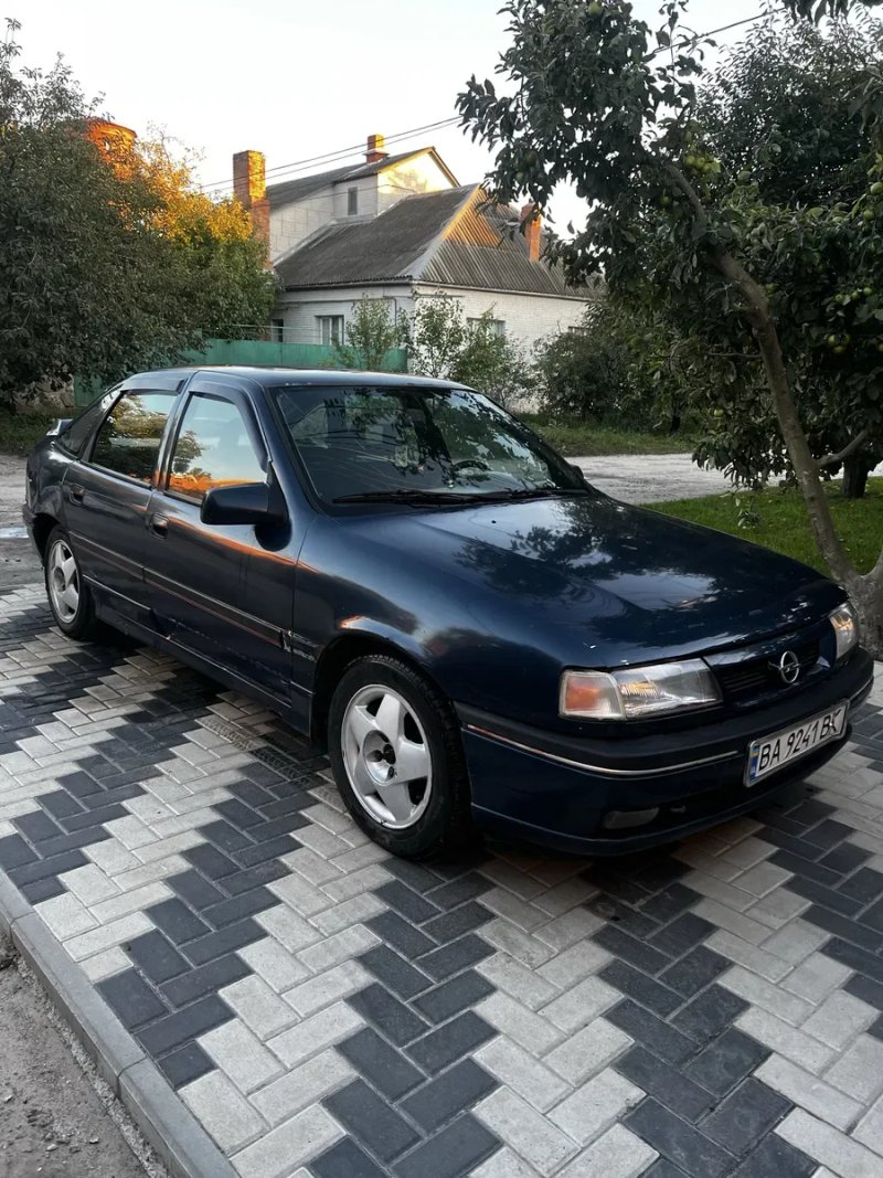 Opel Vectra 2.0 газ/бенз — фото 2
