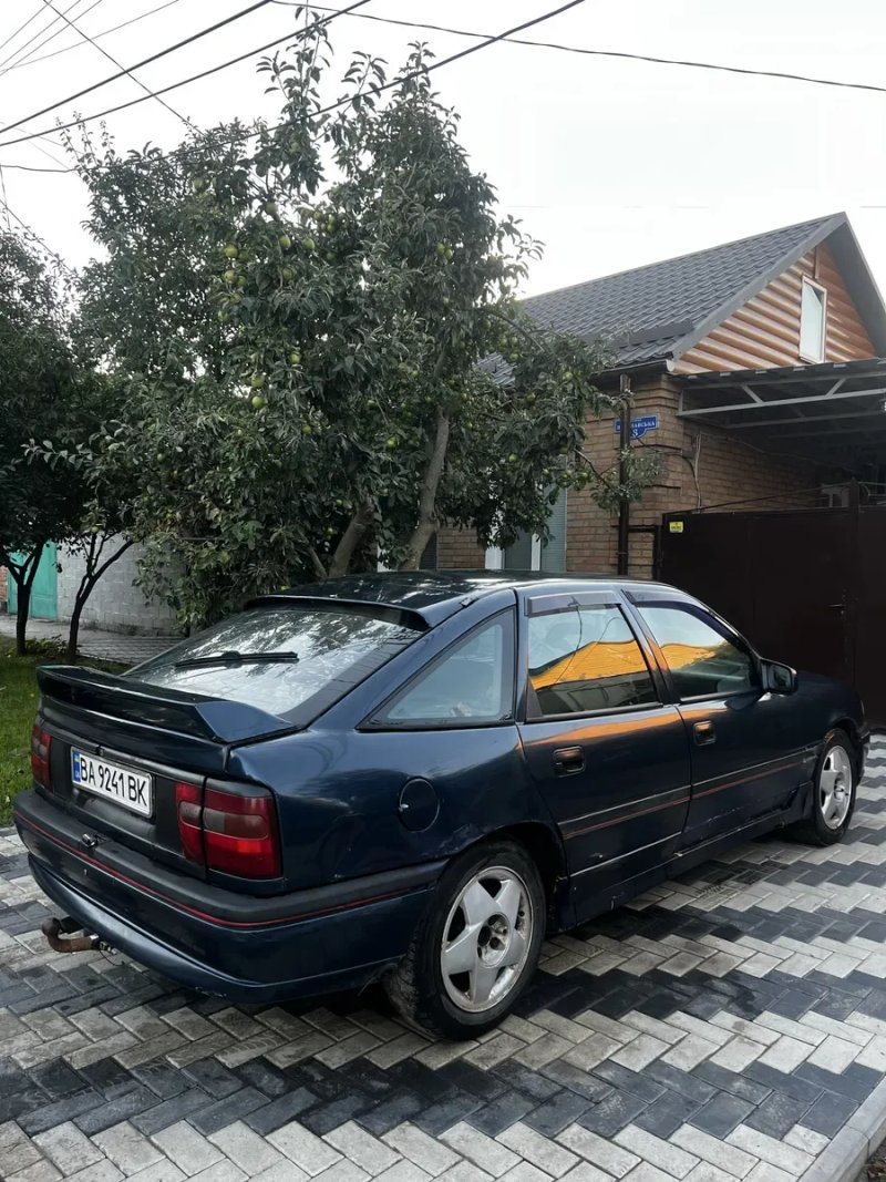 Opel Vectra 2.0 газ/бенз — фото 4