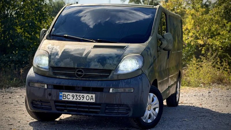 Opel Vivaro  1.9 dti укр регистрация. — фото 2