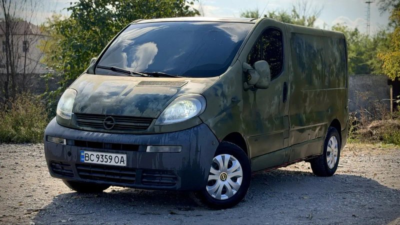 Opel Vivaro  1.9 dti укр регистрация. — фото 3