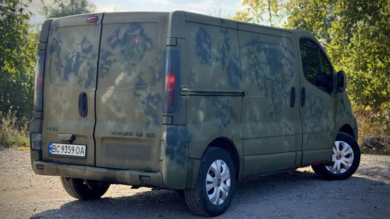 Opel Vivaro  1.9 dti укр регистрация. — фото 6