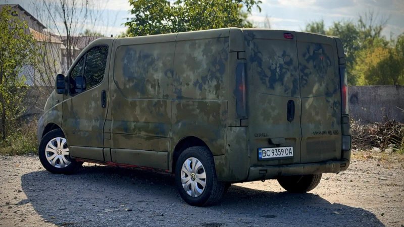 Opel Vivaro  1.9 dti укр регистрация. — фото 7