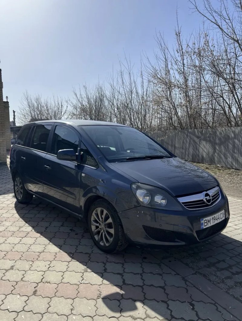 Opel Zafira b 2.2 2012 автомат — фото 2