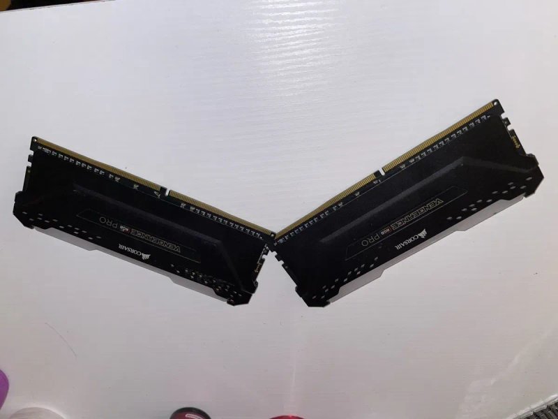 Оперативна памʼять 64gb DDR4 Corsair Vengence RGB Pro Black 2x32 3600MHZ — фото 2