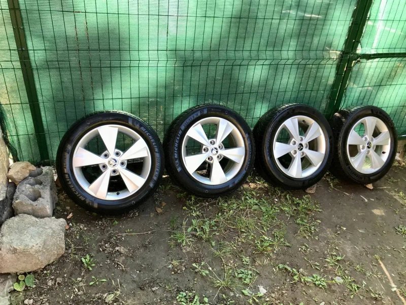 Оригинал диски  резина Vag R16 5/112 Skoda Octavia A5 A7  SuperB,Зима — фото 6