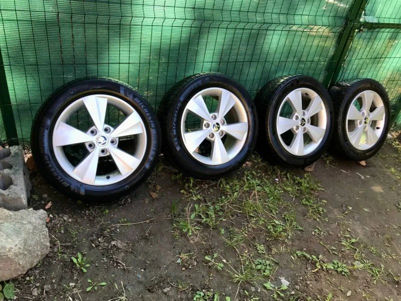 Оригинал диски  резина Vag R16 5/112 Skoda Octavia A5 A7  SuperB,Зима — фото 8