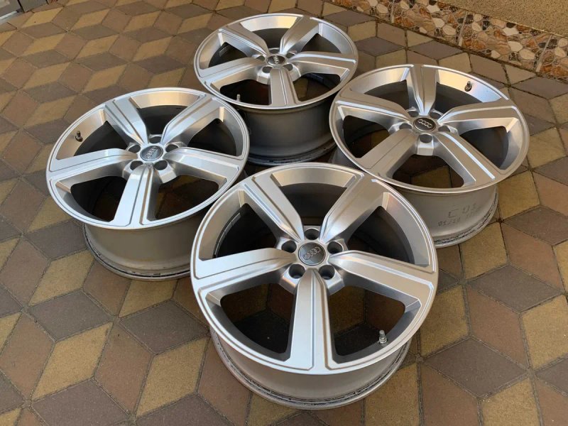 Оригінальні диски Audi R20 5x112 9J ET38 Q5 Q7 Q8 A6 E-Tron — фото 2