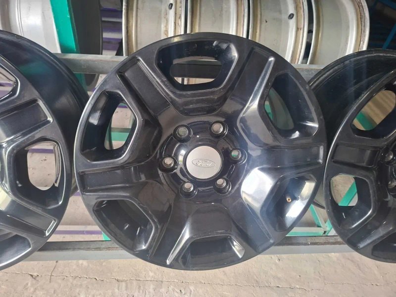 Оригінальні диски Ford Ranger 6/139,7 R17 8J ET55. — фото 6