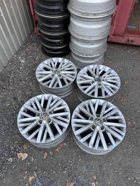 оригінальні диски R16 Volkswagen