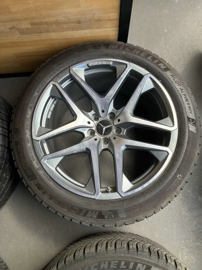 Оригінальні диски R20 AMG на  Mercedes GLC 63 + різноширокі шини 265/45 20 & 295/40 20 Michelin — фото 4