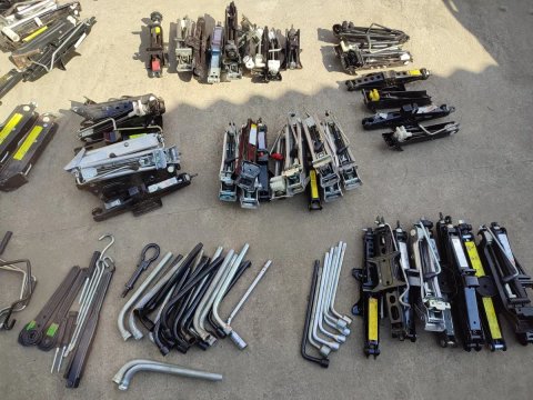 Оригінальні домкрати з Німеччини від 320грн !