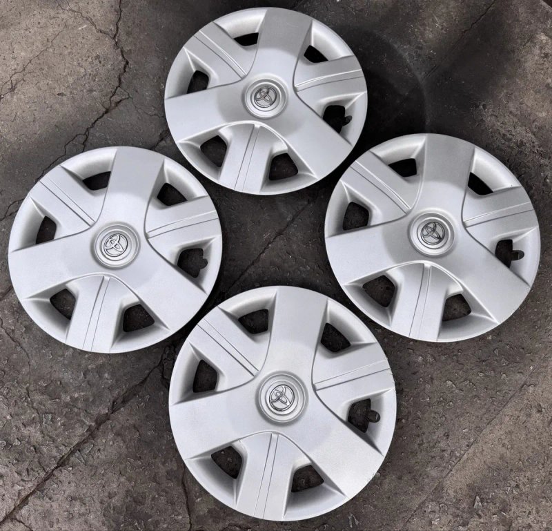 Оригинальные колпаки Toyota r14 на Toyota Yaris/Corolla/Aygo/Carina/Caldina/Agya/Auris/Hiace/iQ/Matrix/Camry — фото 4
