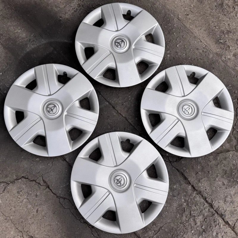 Оригинальные колпаки Toyota r14 на Toyota Yaris/Corolla/Aygo/Carina/Caldina/Agya/Auris/Hiace/iQ/Matrix/Camry — фото 5