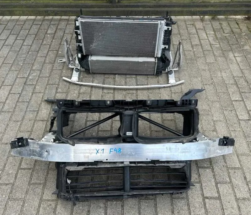 Панель передня BMW X1 F48 вентилятор разборка — фото 6