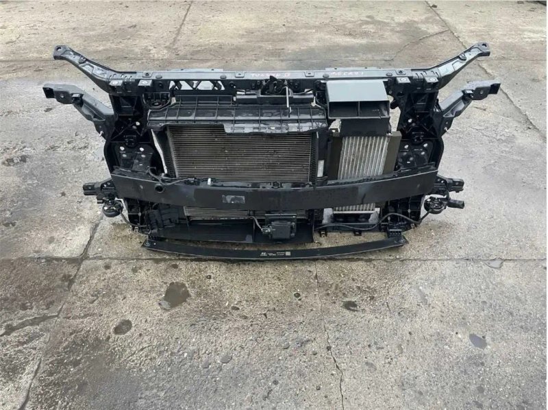 Панель передня Hyundai Tucson 4 IV NX4 вентилятор разборка — фото 2
