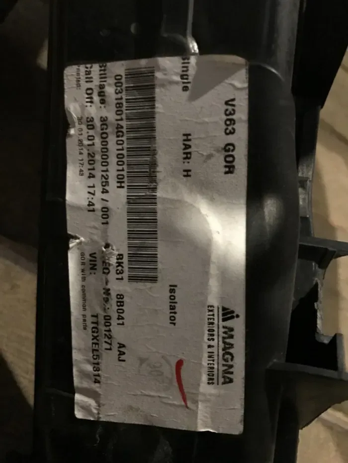 Панель передняя (телевизор) Ford Transit 2014 год — фото 2