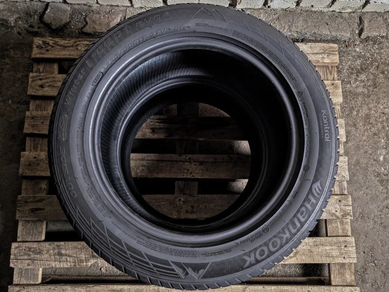 Пара 225/55r17 Hankook | 2025 | Made in Hungary | Преміум зимові шини | 2шт | Ідеальний стан, без пошкоджень, без ремонтів, без дефектів — фото 3