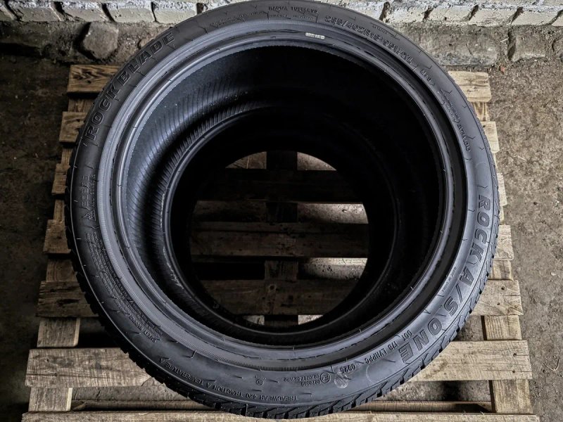 Пара 235/40r18 ROCKBLADE | 2025/2023 | Преміум шини | Стан нових/2шт — фото 2