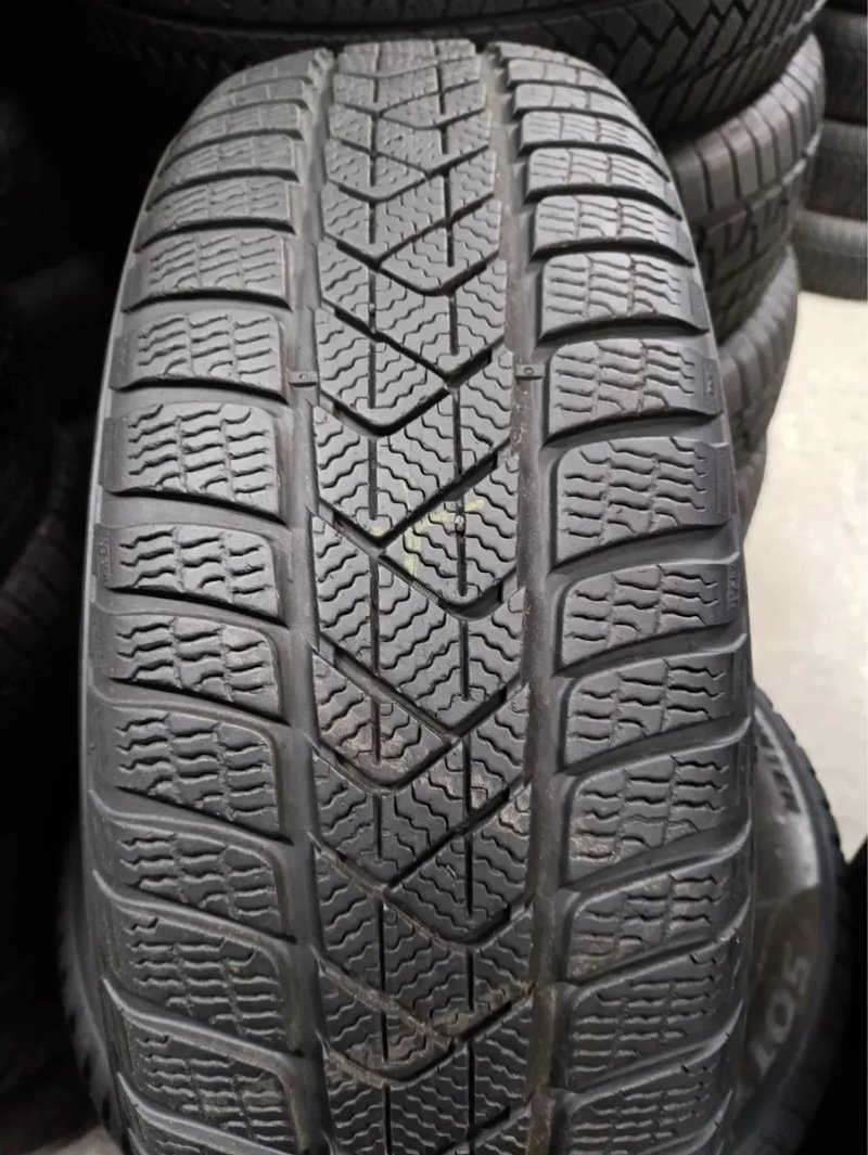 Пара зимової гуми 205/60/16 Pirelli — фото 3