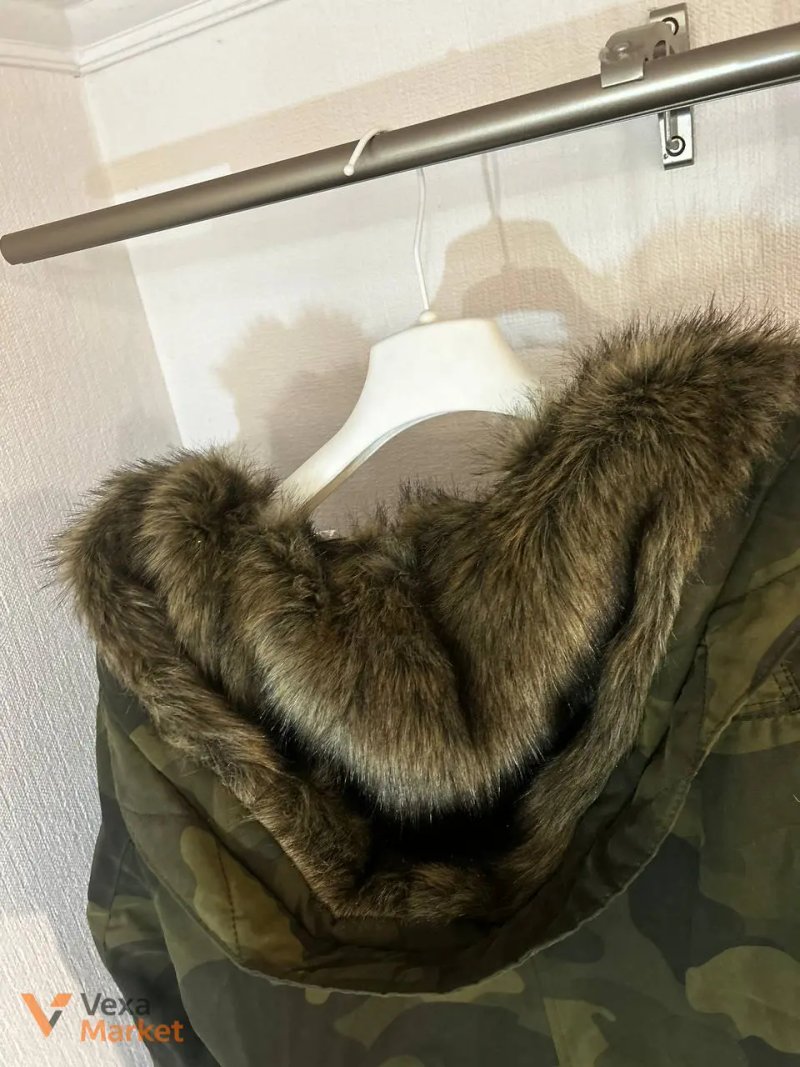 Парка H&M утеплена камуфляжна — фото 4
