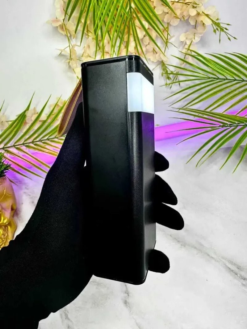 Павербанк Awei 100000mAh 22.5Вт Power Bank для отключений света быстрая зарядка USB Type-C мощный аккумулятор с ярким LED фонарем прожектором — фото 6