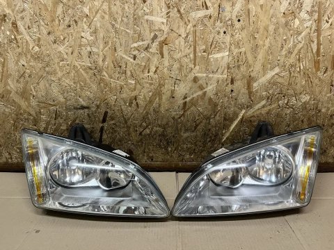 Передні фари Ford Focus II Форд Фокус 2 2004-2008 дорестайл