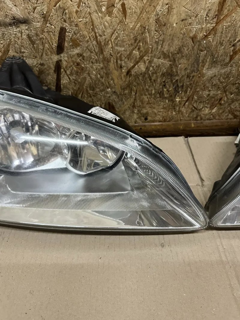 Передні фари Ford Focus II Форд Фокус 2 2004-2008 дорестайл — фото 4