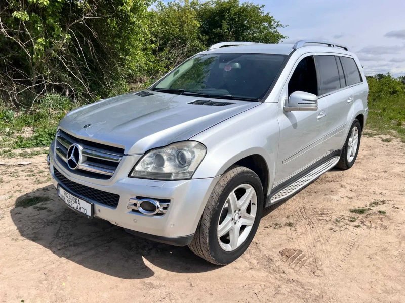Передний бампер Mercedes GL X164 передній бампер ГЛ Х164 Дорестайл 775 — фото 2