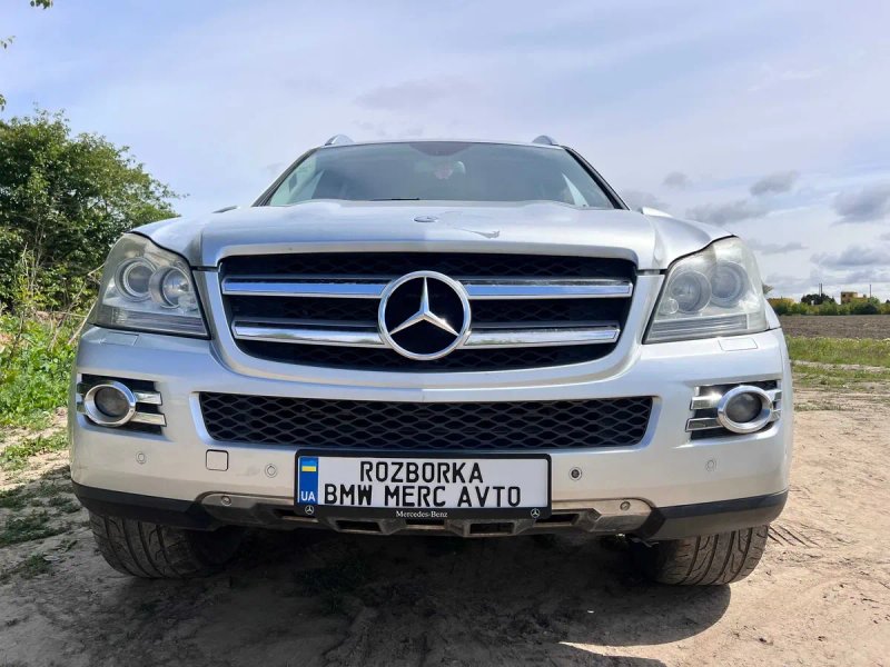 Передний бампер Mercedes GL X164 передній бампер ГЛ Х164 Дорестайл 775 — фото 4