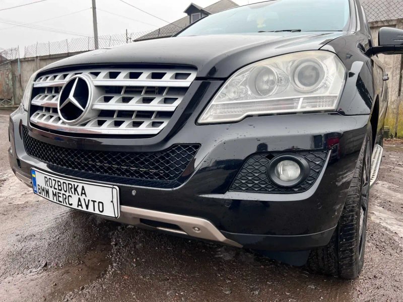 Передний бампер Mercedes ML W164 передній бампер C197 Рестайл — фото 3