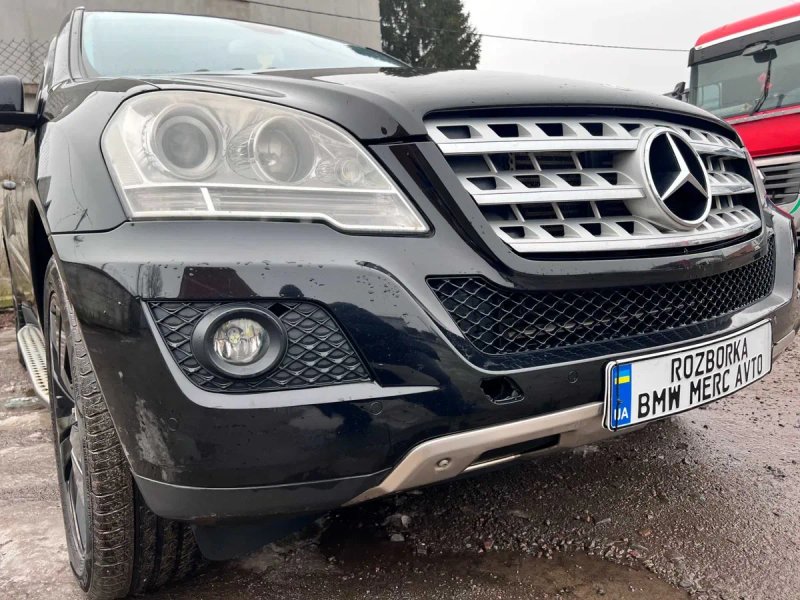 Передний бампер Mercedes ML W164 передній бампер C197 Рестайл — фото 4