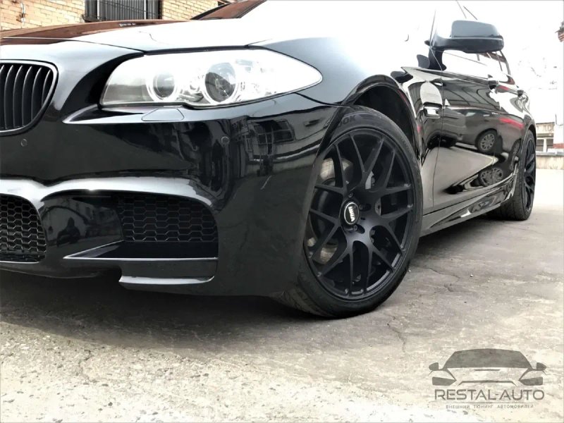 Передний бампер на BMW M 5 стиль F10 бмв ф10 обвес — фото 4