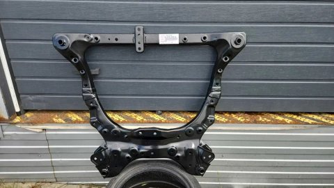 підрамник , toyota rav 4. venza  рав 4, венза