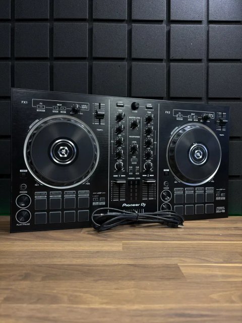 Pioneer DDJ-RB (БЕЗКОШТОВНА доставка)