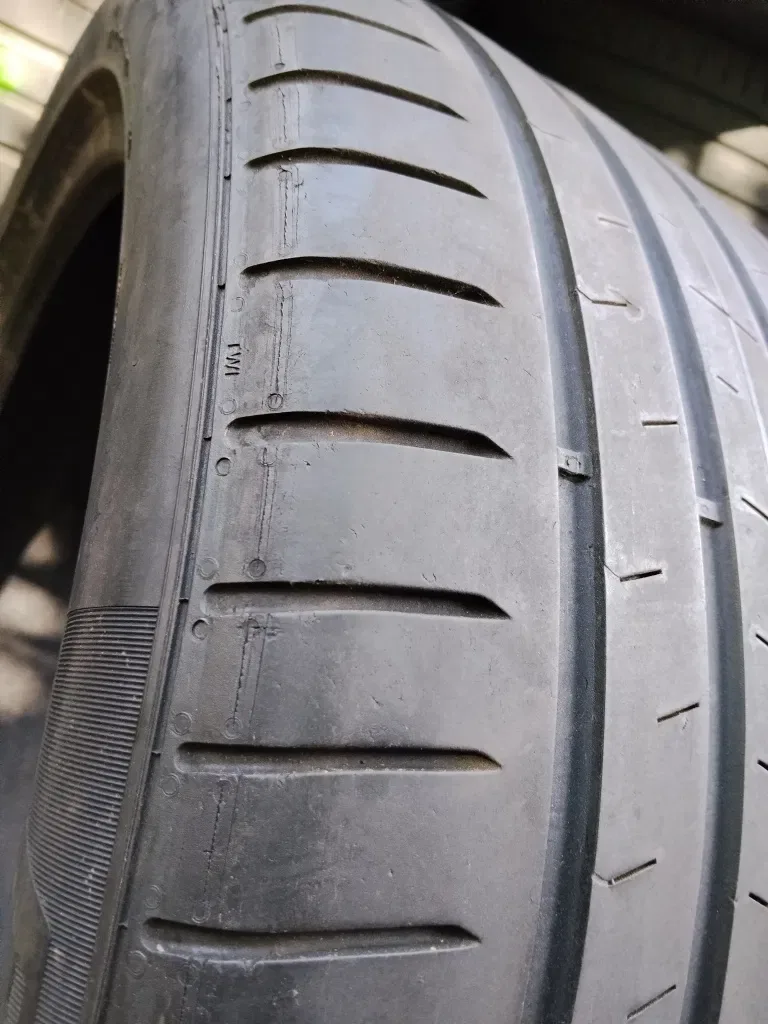Pirelli 265 40 r19 2шт літні шини б'у резина з Європи — фото 4