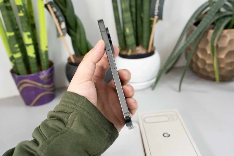 Pixel 10 Pro XL 16/512GB  Obsidian New  Neverlock Open Box коробка комплект 0 циклів — фото 4