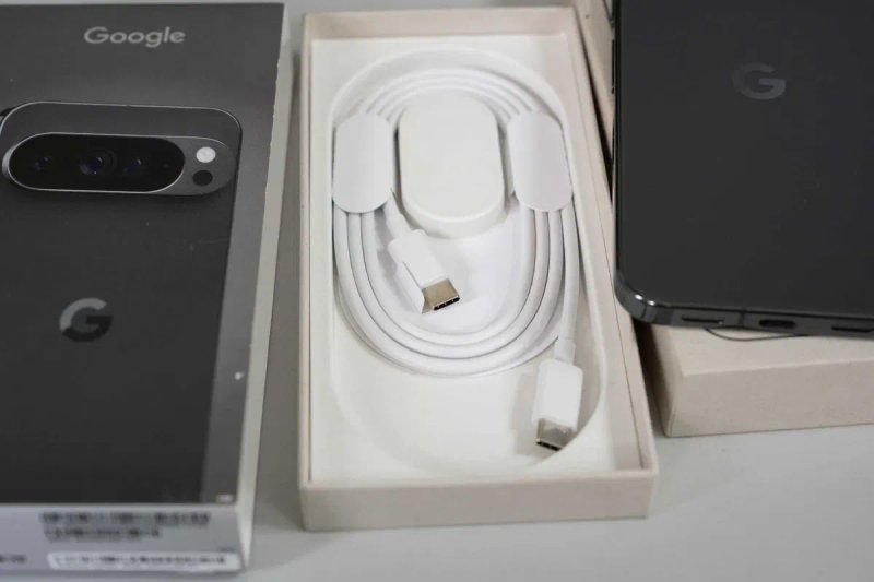 Pixel 10 Pro XL 16/512GB  Obsidian New  Neverlock Open Box коробка комплект 0 циклів — фото 6
