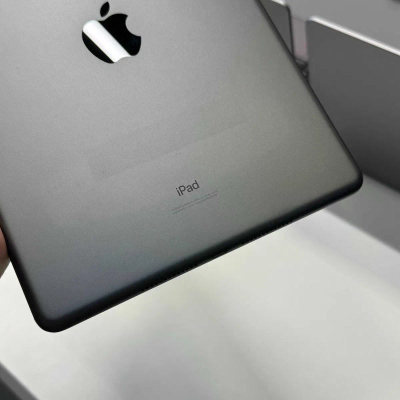 Планшет iPad 8 10.2” 32GB Wi-Fi • ГАРАНТІЯ • СТАН 9.5/10 107493 — фото 3