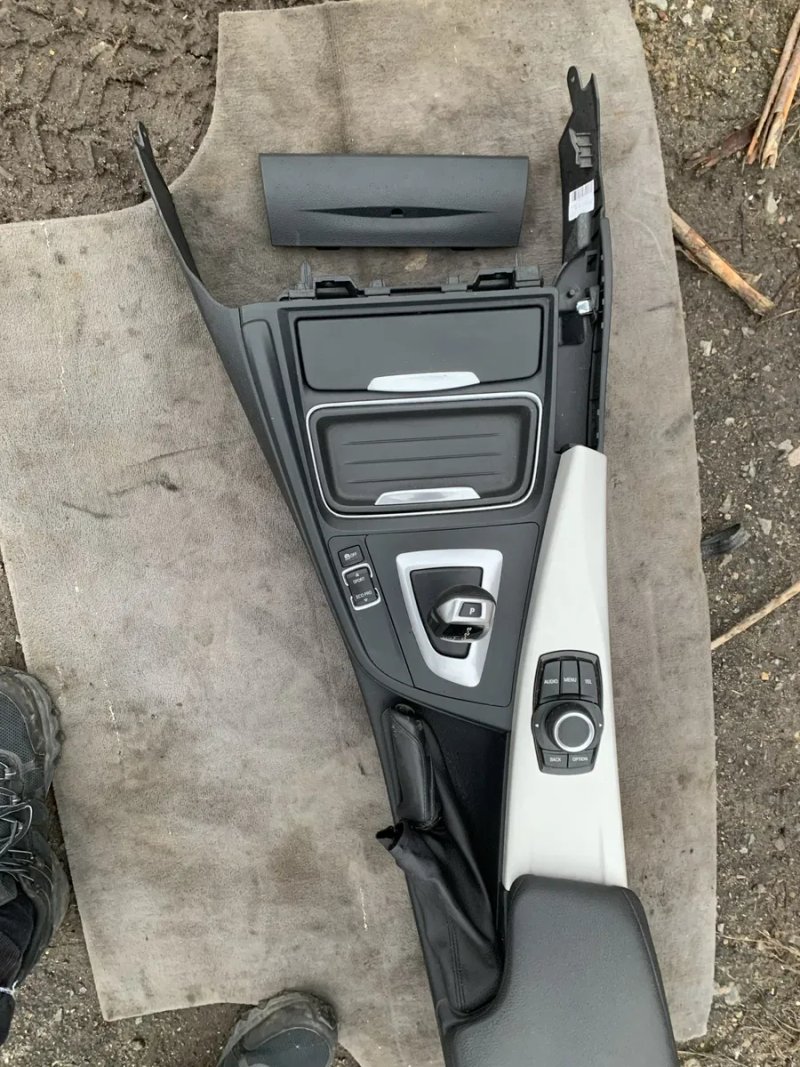 Пластик салону BMW f30 F31 F34 F36 торпеди рульова колонка БМВ ф30 — фото 2