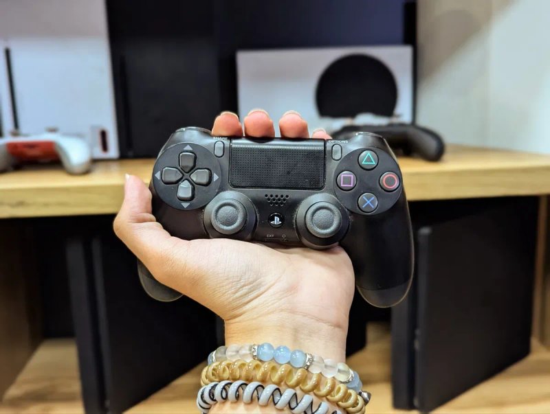 Playstation 4 slim 500 GB + Гра The Last of US у комплекті ! — фото 2