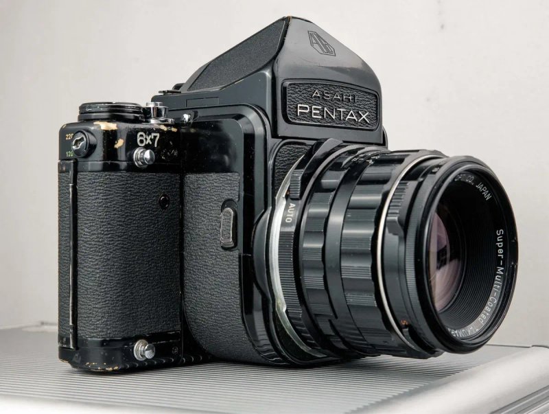 Плівкова камера Pentax 67 6x7 MLU, обʼєктив 90mm 2.8 LS — фото 2
