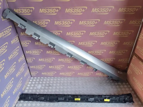 Поріг лівий BMW X5  G05 БМВ Х5 Г05 Зовнішня накладка пороги  розборка шрот запчастини 51778099111 867711  Наружна накладка на порог левая