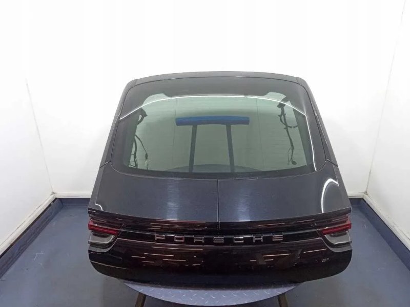 Porsche Panamera 971 Кришка багажника — фото 6