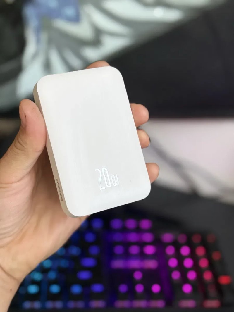 Повербанк Baseus Magnetic mini 6000 mAh 20w MagSafe білий — фото 2