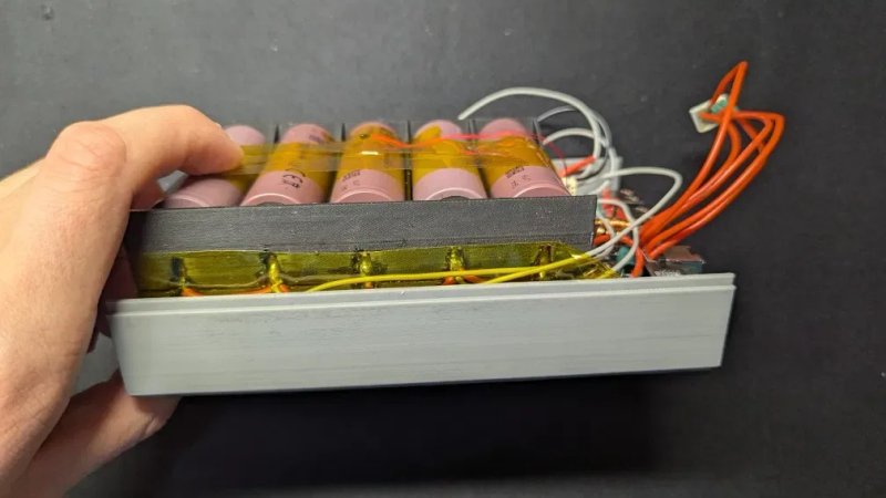 повербанк на 50000 mAh на елементах 21700, Активний балансир — фото 6