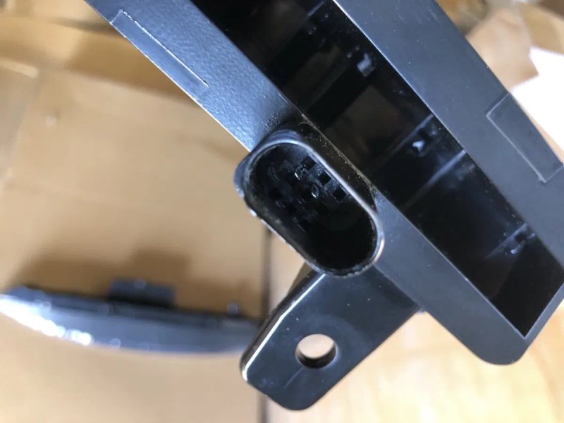 Повторитель поворота Audi Q7 4L S-line 2010-2015 4L0953041E /4L0953042E  11 диодов — фото 4